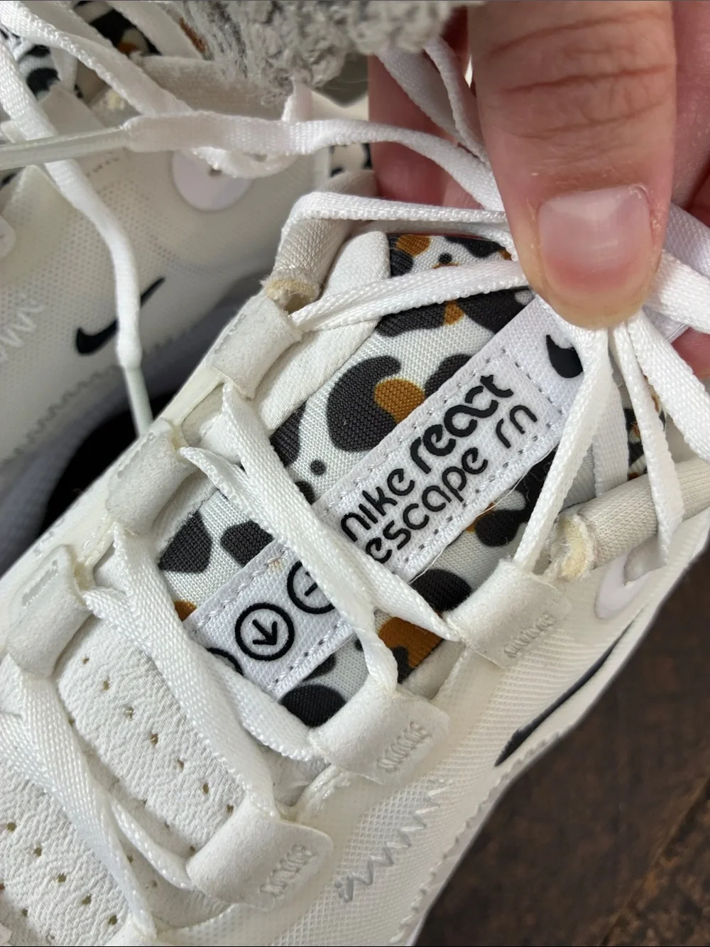 Nike lightweight escape